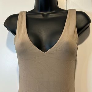 BNWOT - ARITZIA Babaton Body Suit